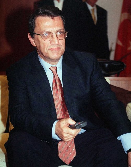 MESUT YILMAZ