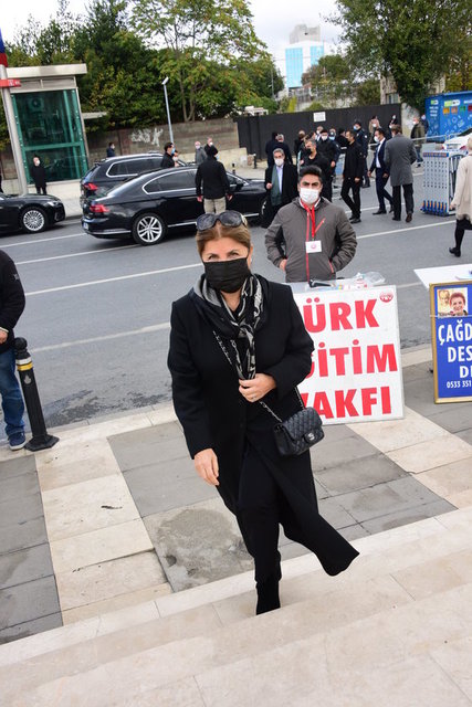 NİLÜFER BULUT
