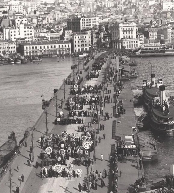MUSTAFA KEMAL ATATÜRK, İSTANBUL'DAN UĞURLANDI