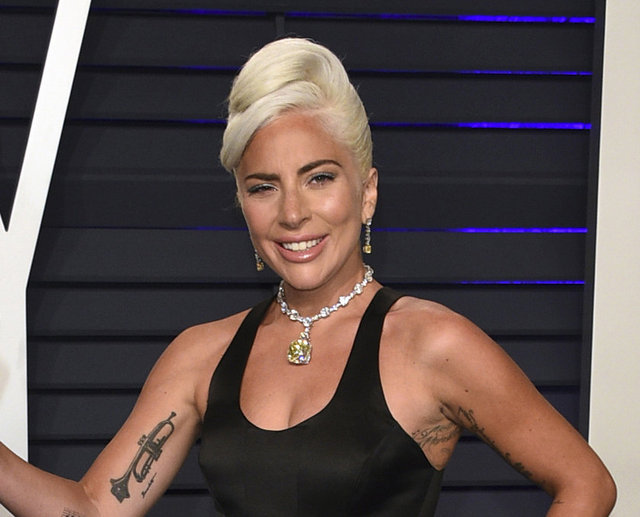 LADY GAGA