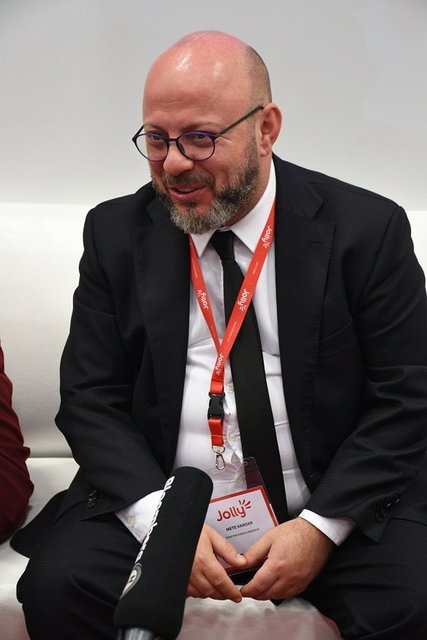 METE VARDAR 