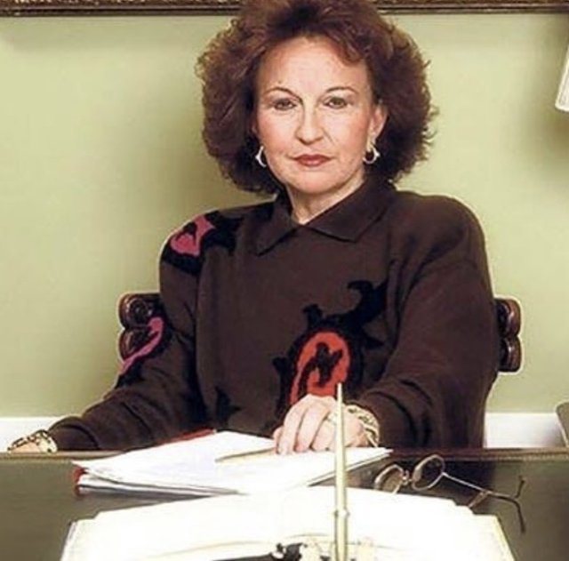 SUNA KIRAÇ