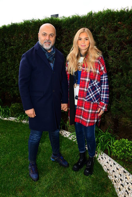 NEJDET-EMEL AYAYDIN ÇİFTİ HASTALIK OLMAYAN BİR YIL DİLEDİ.
