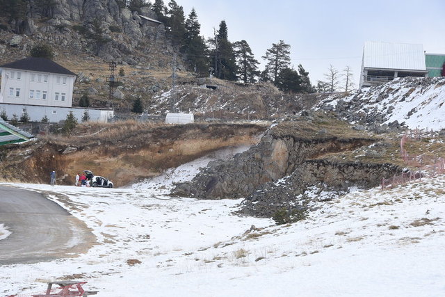ULUDAĞ'IN YANISIRA KARTALKAYA'dA BU YIL BOŞ KALDI.