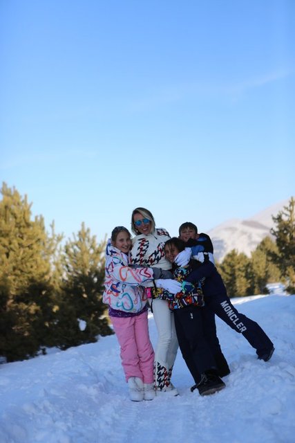 ÖZNUR, AYŞE, ELİF, ALİ YAKIN