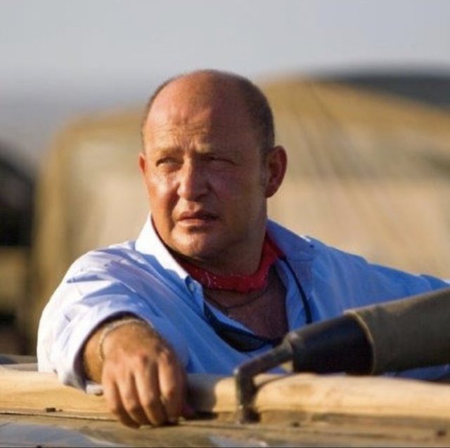 MUSTAFA KOÇ