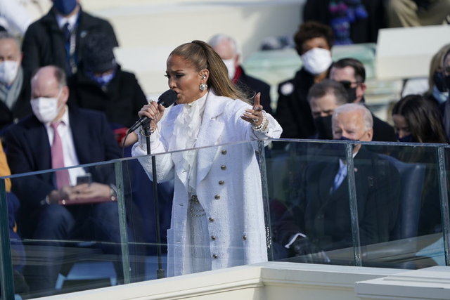 JENNIFER LOPEZ