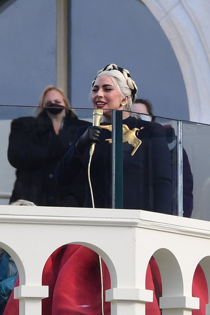 LADY GAGA
