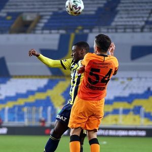 Fenerbahçe - Galatasaray maçından kareler