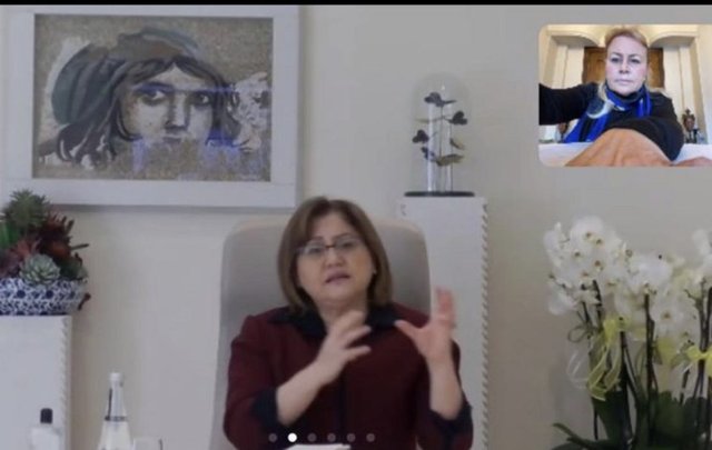 İŞ İNSANI DEMET SABANCI ÇETİNDOĞAN, GAZİANTEP BÜYÜKŞEHİR BELEDİYE BAŞKANI FATMA ŞAHİN İLE BİRLİKTE TOPLANTI GERÇEKLEŞTİRDİ.