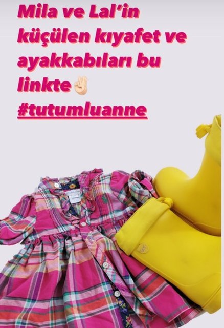 HAYVANSEVER BİR İSİM OLAN DERİN MERMERCİ İKİZ KIZLARI LAL VE MİLA'NIN KIYAFETLERİNİ SOKAK HAYVANLARI İÇİN SATIŞA ÇIKARDI.