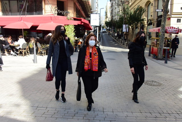 MONİK, REYHAN İPEKEL, YASMİN GÜLMAN