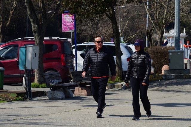İŞ DÜNYASININ TANINMIŞ SİMALARINDAN OLAN BÜLENT ECZACIBAŞI, ECZACIBAŞI HOLDİNG YÖNETİM KURULU BAŞKANLIĞI YAPIYOR.