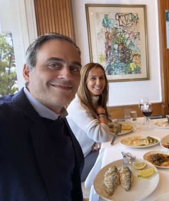 CEMİYET HAYATININ ÜNLÜ ÇİFTLERİNDEN HANDE - MEHMET GAMGAM'IN ÖĞLE YEMEĞİNDE BALIK RESTORANINDA BİR ARAYA GELDİ