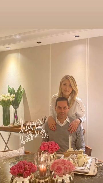 MURAT TALAY YENİ YAŞINI EŞİ PINAR TALAY VE OĞULLARIYLA BİRLİKTE KUTLADI.