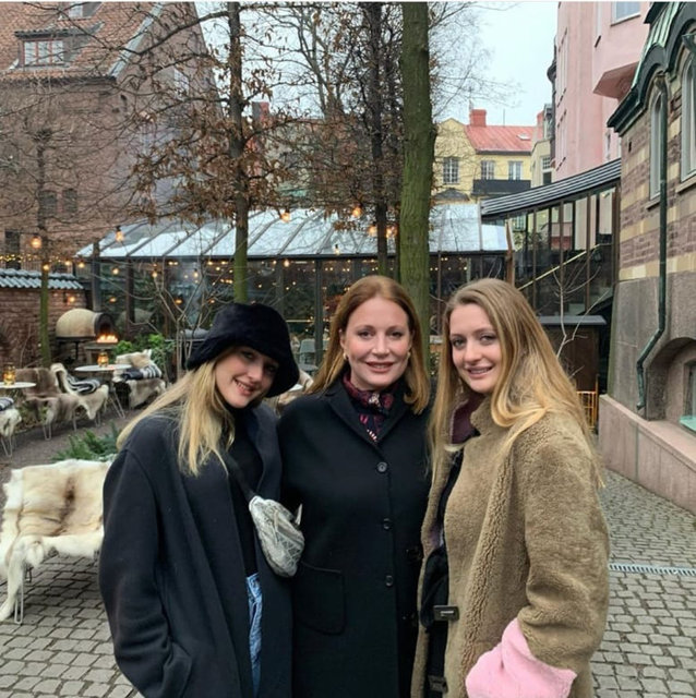 CAROLINE, AYLİN, ESRA KOÇ