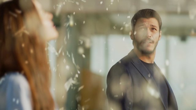 Cam Tavanlar'ın ilk tanıtımdan çok özel kareler!