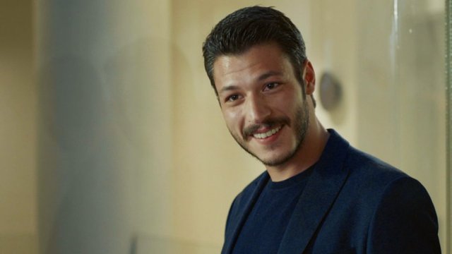 Cam Tavanlar'ın ilk tanıtımdan çok özel kareler!