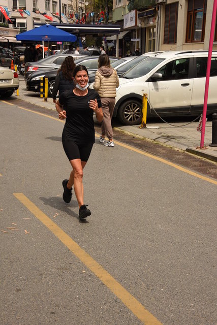 ZEYNEP ÜSTÜNEL