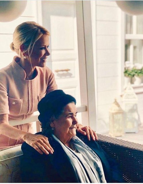 ZEHRA NEŞE KAVAK İLE ANNESİ SAADET UZUNER