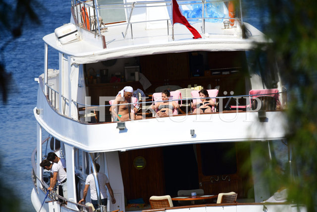 BEŞİKTAŞ KULÜBÜ ESKİ BAŞKANI FİKRET ORMAN'IN GÖCEK TATİLİ BAŞLADI