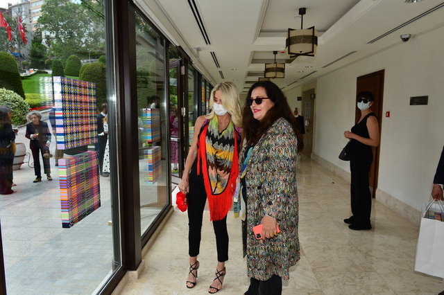 BEGUM AYAYDIN, ANGELA MİSSONİ