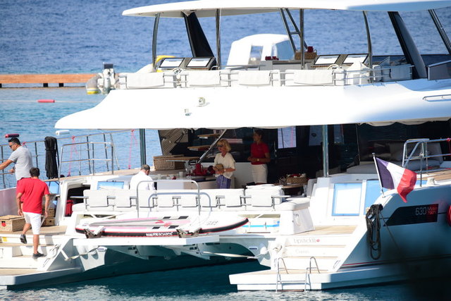 EROL VE TİLDA TEZMAN BODRUM'DA TATİLE BAŞLADI.