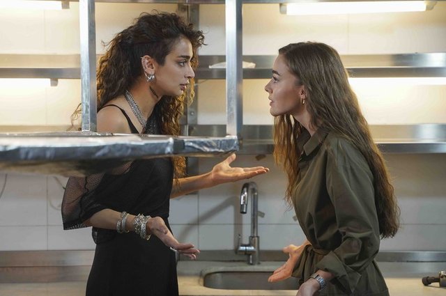 Cam Tavanlar 2. Bölüm Fotoğrafları