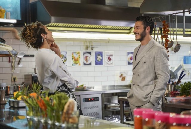 Cam Tavanlar 3. Bölüm Fotoğrafları