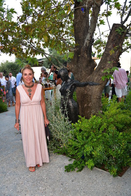 DİLEK HANİF