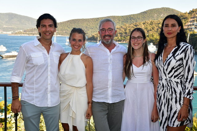 BAVER-PELİN AKIN ÖZALP, HAMDİ AKIN, ZEYNEP AKIN, DİLARA AKIN