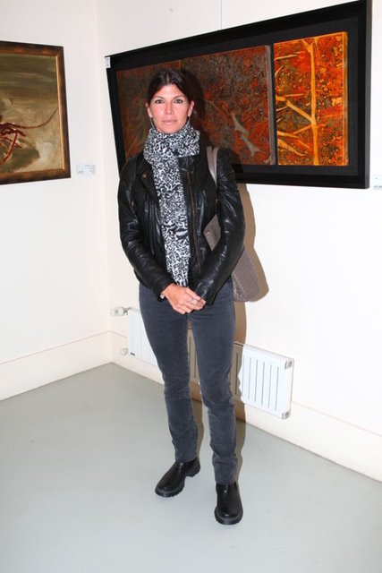 ZEYNEP ÜSTÜNEL