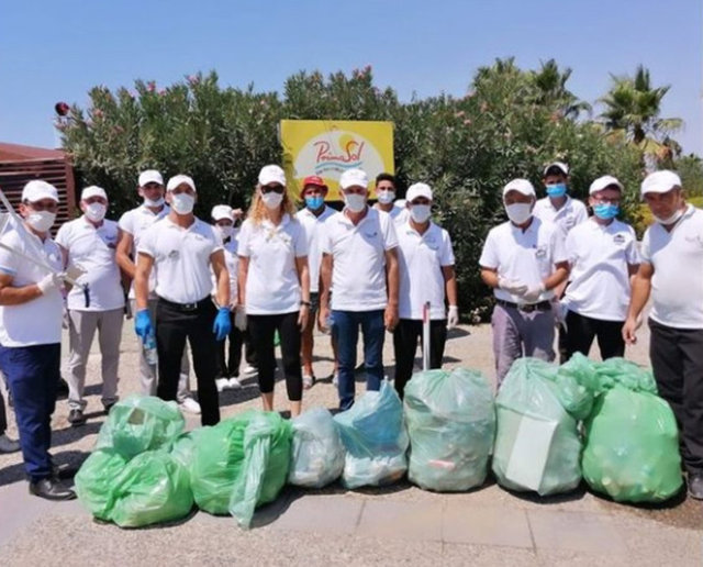 HANDE SEZER PEKCAN, ANTALYA KIYILARINI TEMİZ TUTMAK İÇİN HAREKETE GEÇTİ