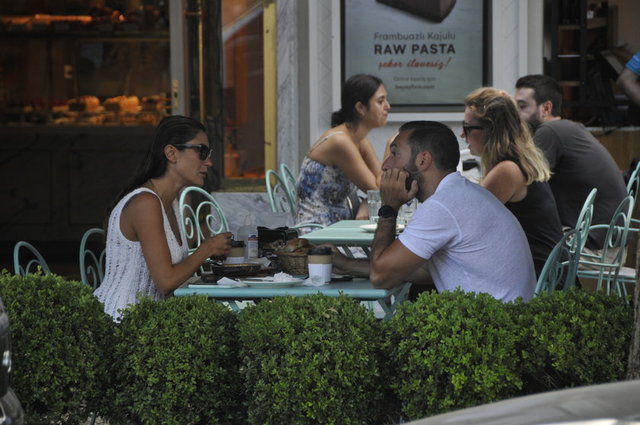 ALLAN HAKKO, MERVE OFLAZ