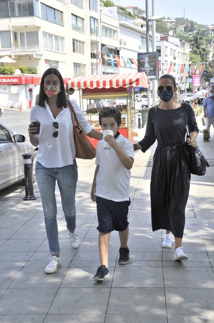 BURCU HANİF, BERK, BEGÜM KARAMAHMUTOĞLU