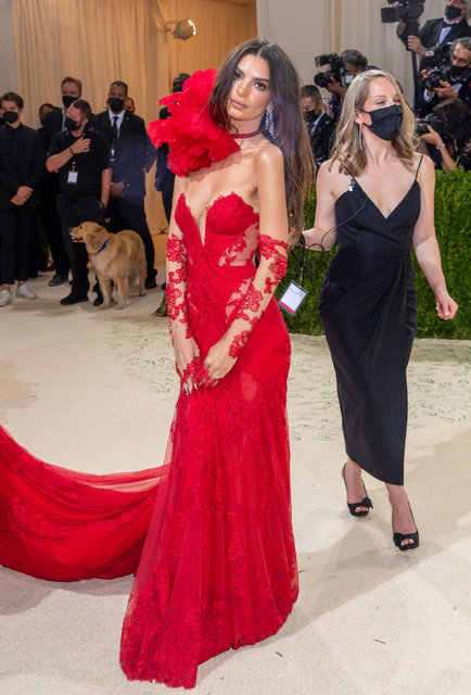 EMILY RATAJKOWSKI