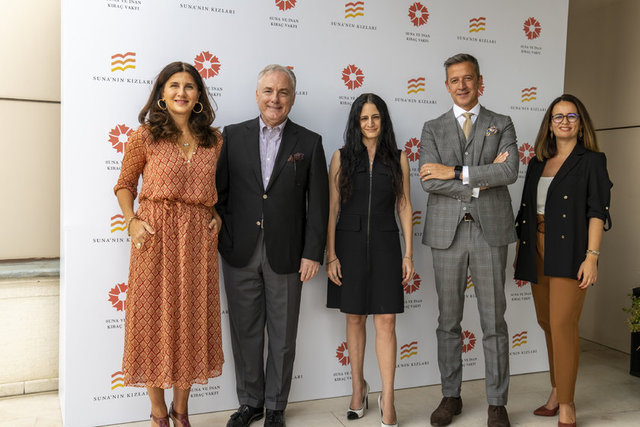 OYA ÜNLÜ KIZIL, ÖZALP BİROL, İPEK KIRAÇ, ERDAL YILDIRIM, BURCU GÜNDÜZ