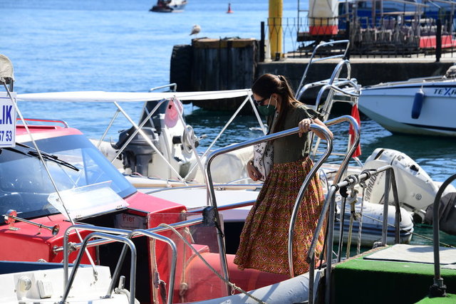 ARZU KOMİLİ BAŞTAŞ