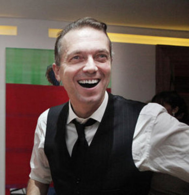 CEM UZAN