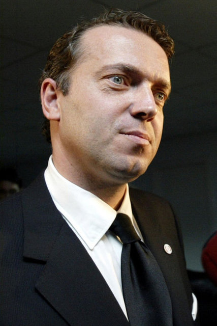 CEM UZAN
