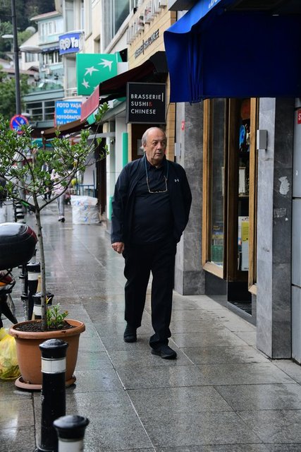 TUNCAY ÖZİLHAN