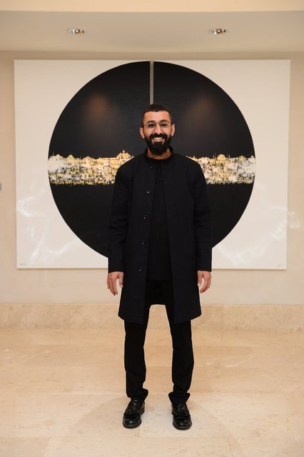 KENAN IŞIK, İSTANBUL'U KONU ALAN 'HER DEM İSTANBUL' SOLO SERGİNİ SANATSEVERLERİN BEĞENİSİNE SUNDU.