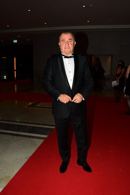 GALATASARAY SPOR KULÜBÜ TEKNİK DİREKTÖRÜ FATİH TERİM GECEYE YALNIZ KATILDI.