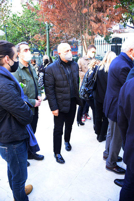 İPEKYOL YÖNETİM KURULU BAŞKANI YALÇIN AYAYDIN MODACI BAHAR KORÇAN'I SON YOLCULUĞUNA UĞURLADI.