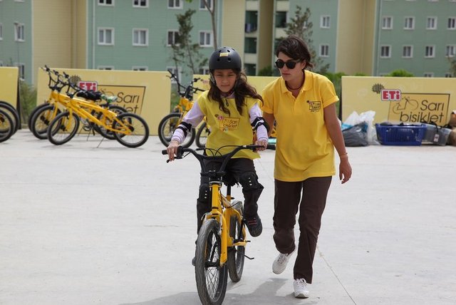 Eti Sarı Bisiklet, 7 yıldır sağlık için gündelik yaşamda hareketi destekliyor.
