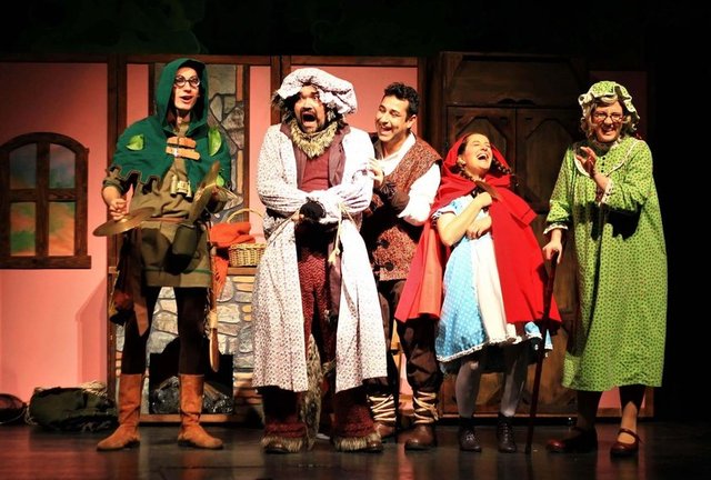 Eti Çocuk Tiyatrosu'nun perdeleri 21 yıldır açık.