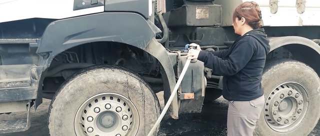 AKLIN BENDE KALMASIN