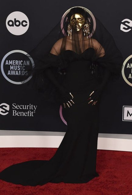 CARDI B