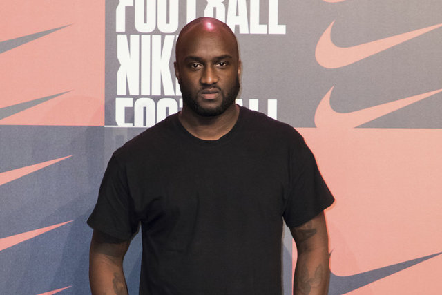 VİRGİL ABLOH KURDUĞU SOKAK GİYİM MARKASI OFF-WHİTE'I KURDU. -  