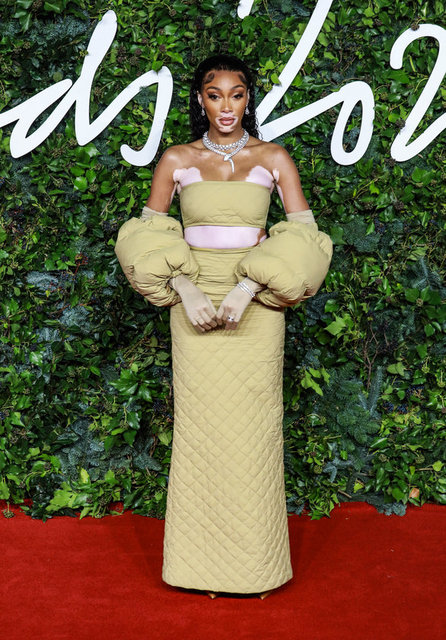 WINNIE HARLOW